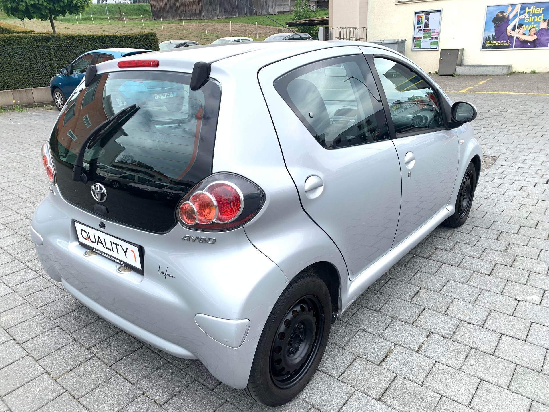TOYOTA Aygo 1.0 Linea Sol-image-2
