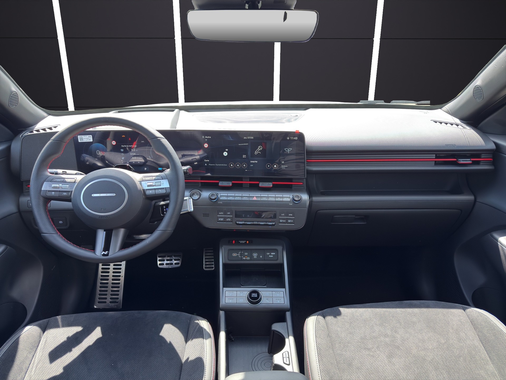 HYUNDAI Kona EV 65.4 kWh N Line-image-8