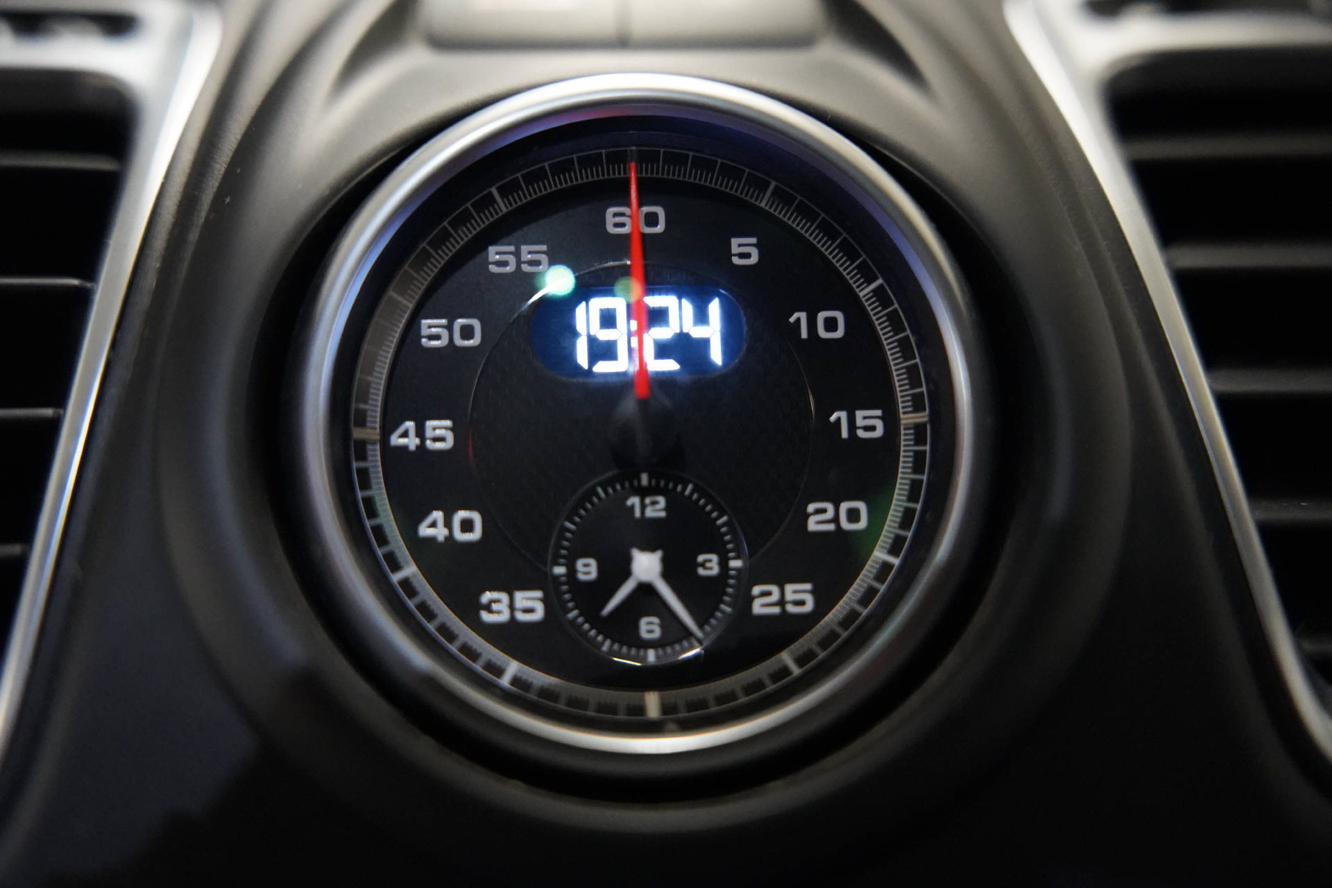 PORSCHE Boxster GTS 3.4 PDK-image-15
