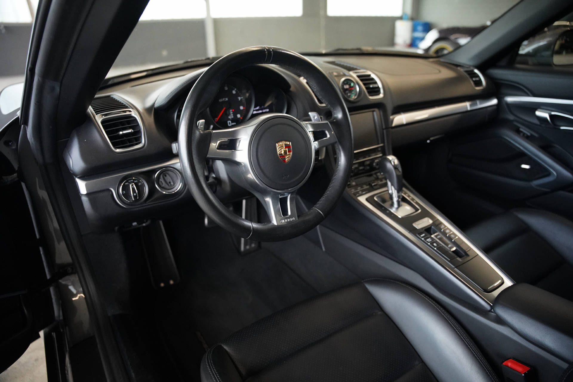 PORSCHE Boxster GTS 3.4 PDK-image-6