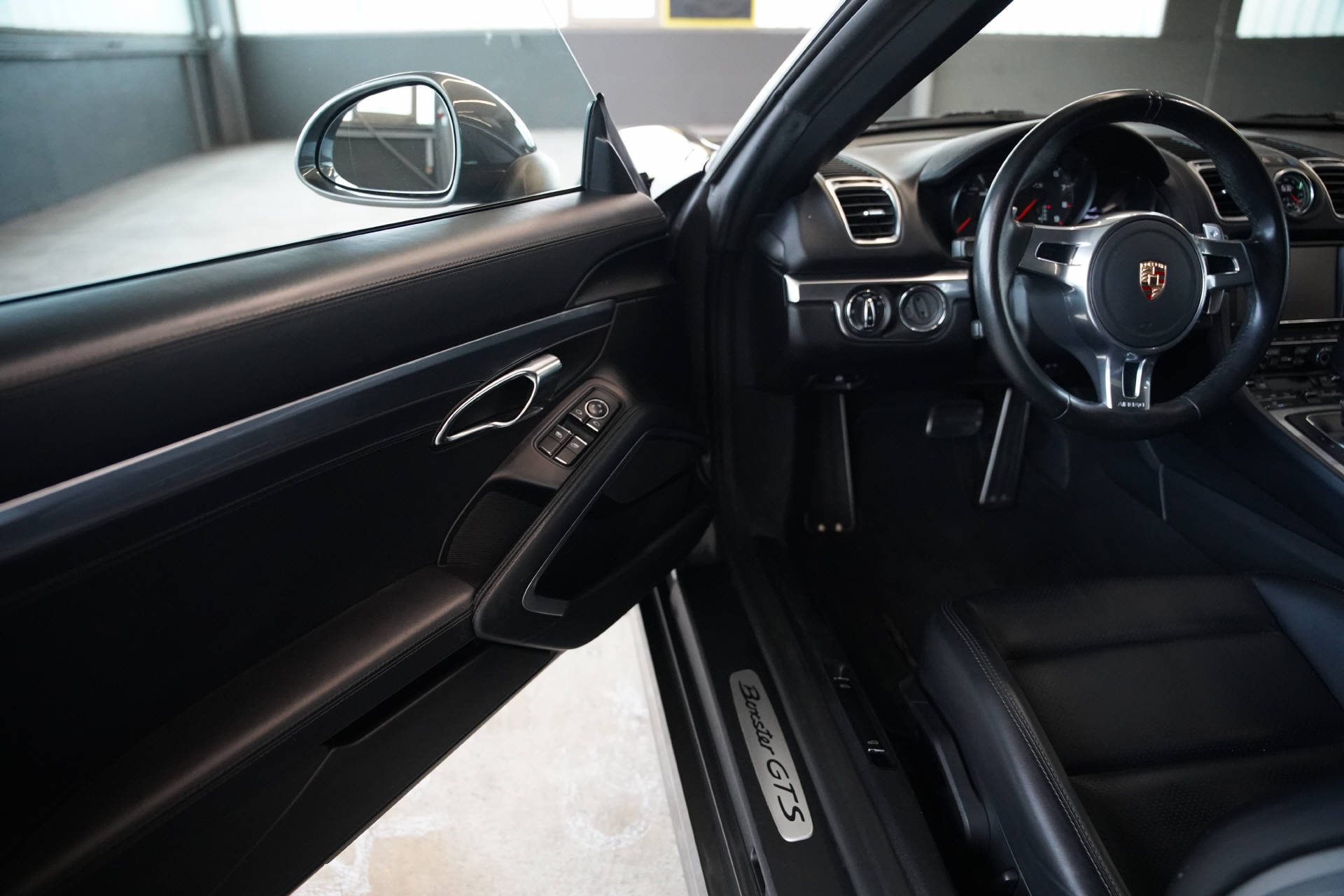 PORSCHE Boxster GTS 3.4 PDK-image-8