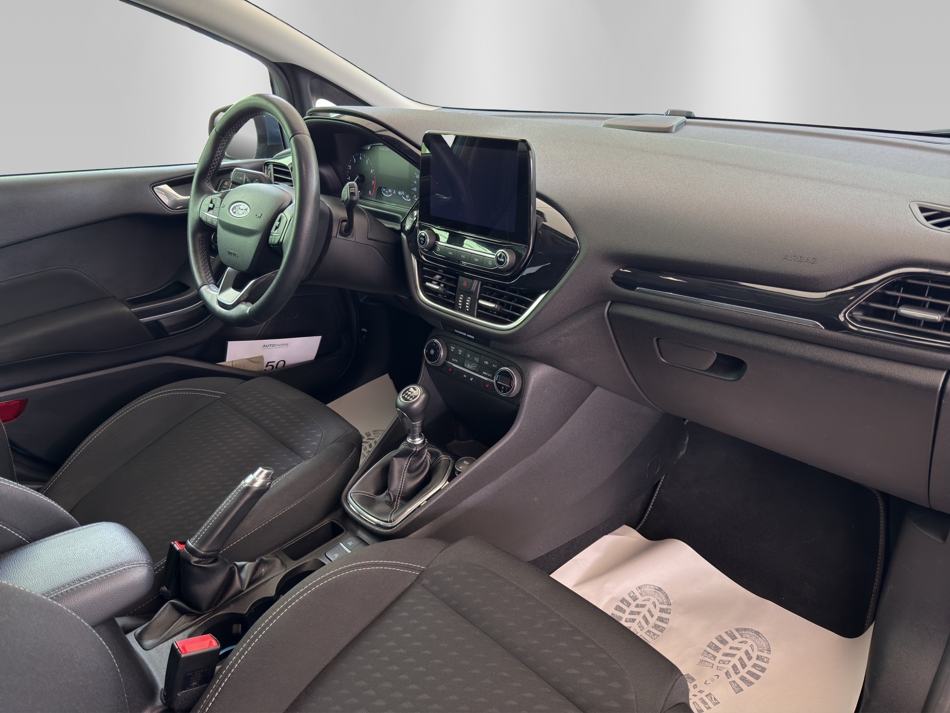FORD Fiesta 1.0 SCTi Titanium-image-12