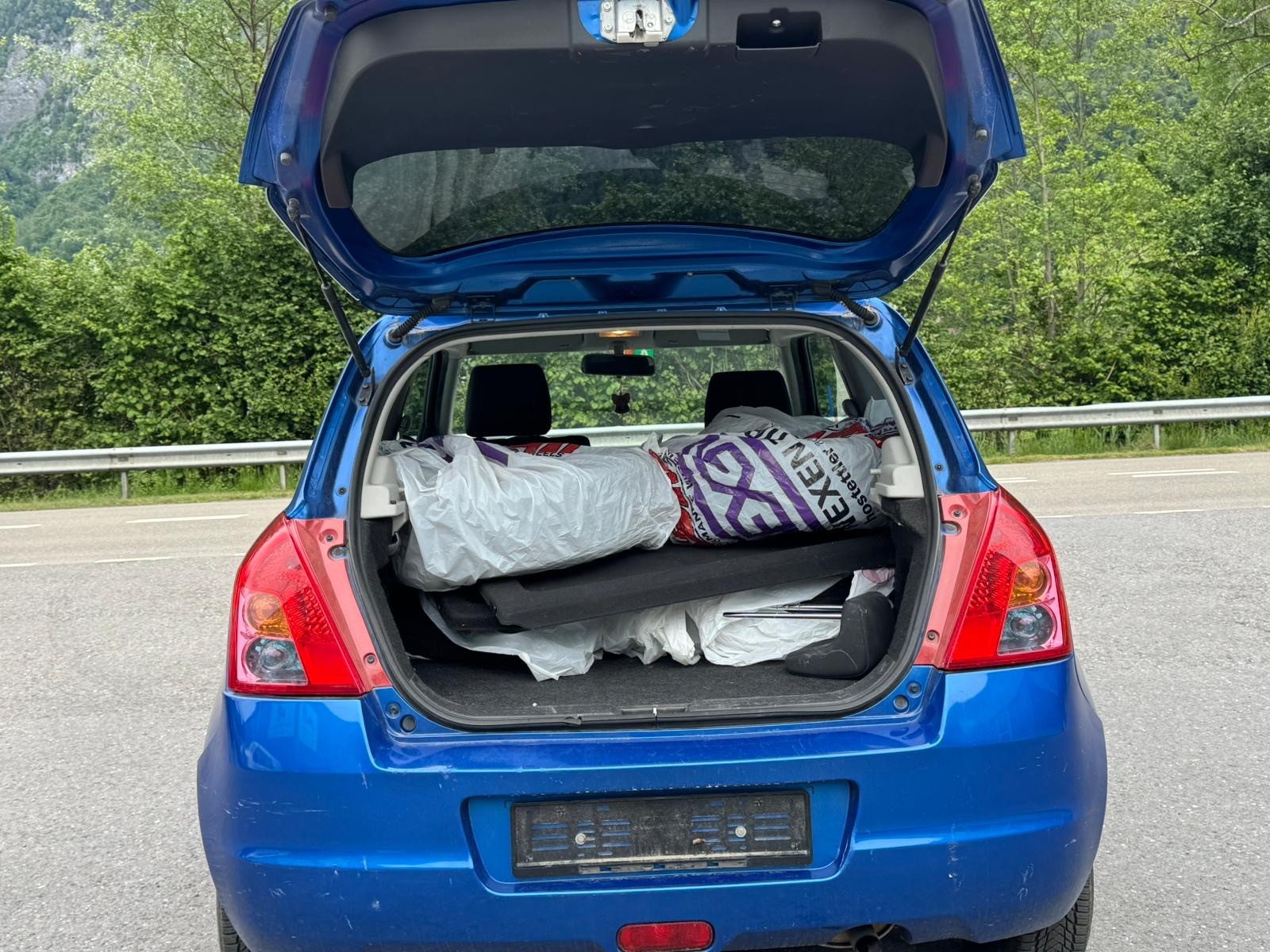 SUZUKI Swift 1.3i 16V GL-image-4