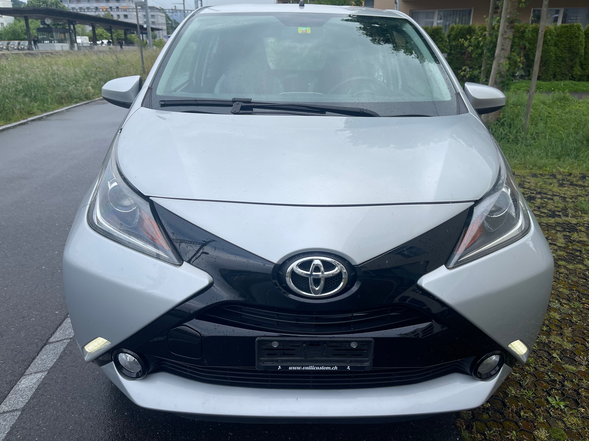 TOYOTA Aygo 1.0 VVT-i x-image-0