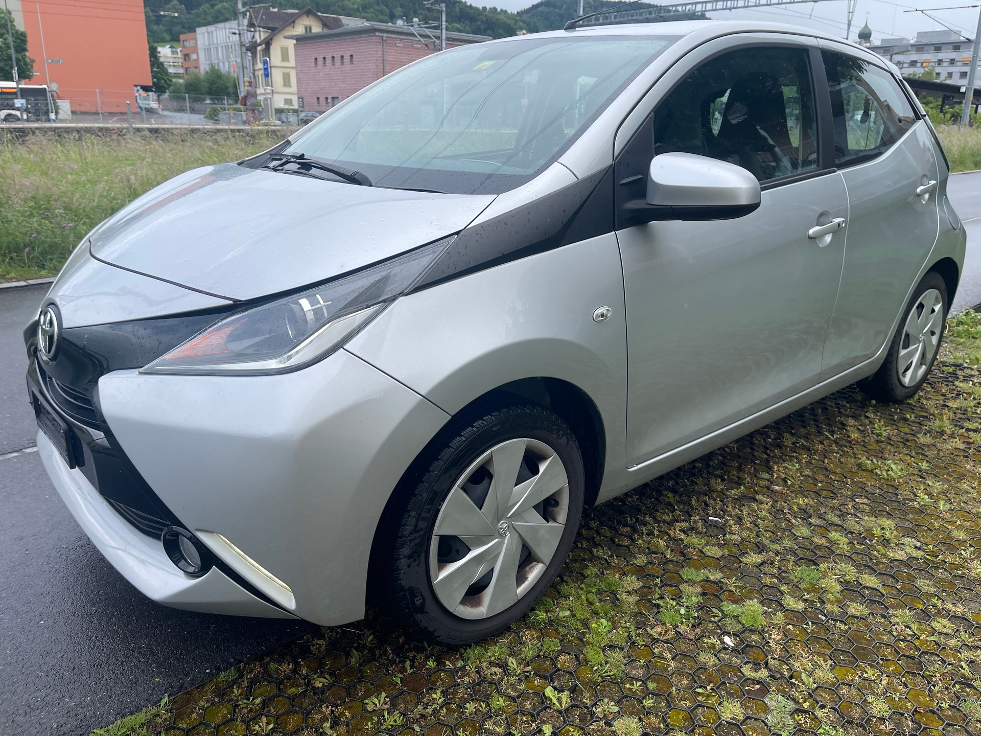 TOYOTA Aygo 1.0 VVT-i x-image-1