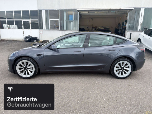 TESLA Model 3 Long Range AWD-image-3