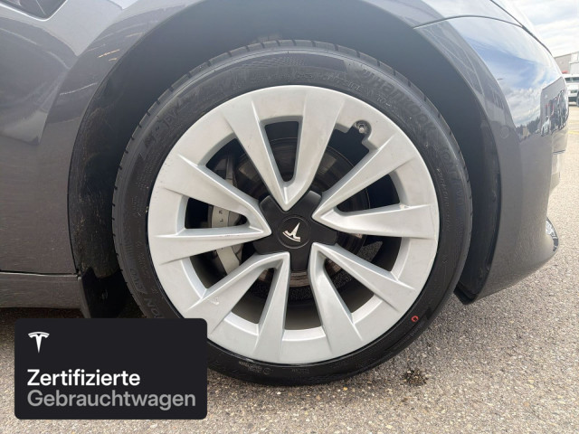 TESLA Model 3 Long Range AWD-image-10