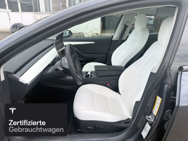 TESLA Model 3 Long Range AWD-image-12