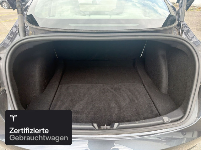 TESLA Model 3 Long Range AWD-image-15