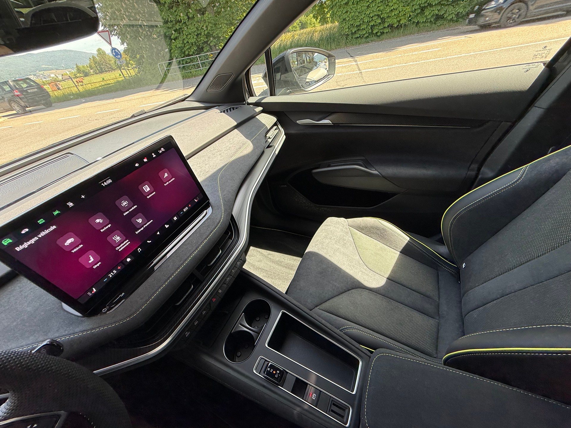 SKODA Elroq RS 4x4 MAXX / VENDUE VERKAUFT-image-9