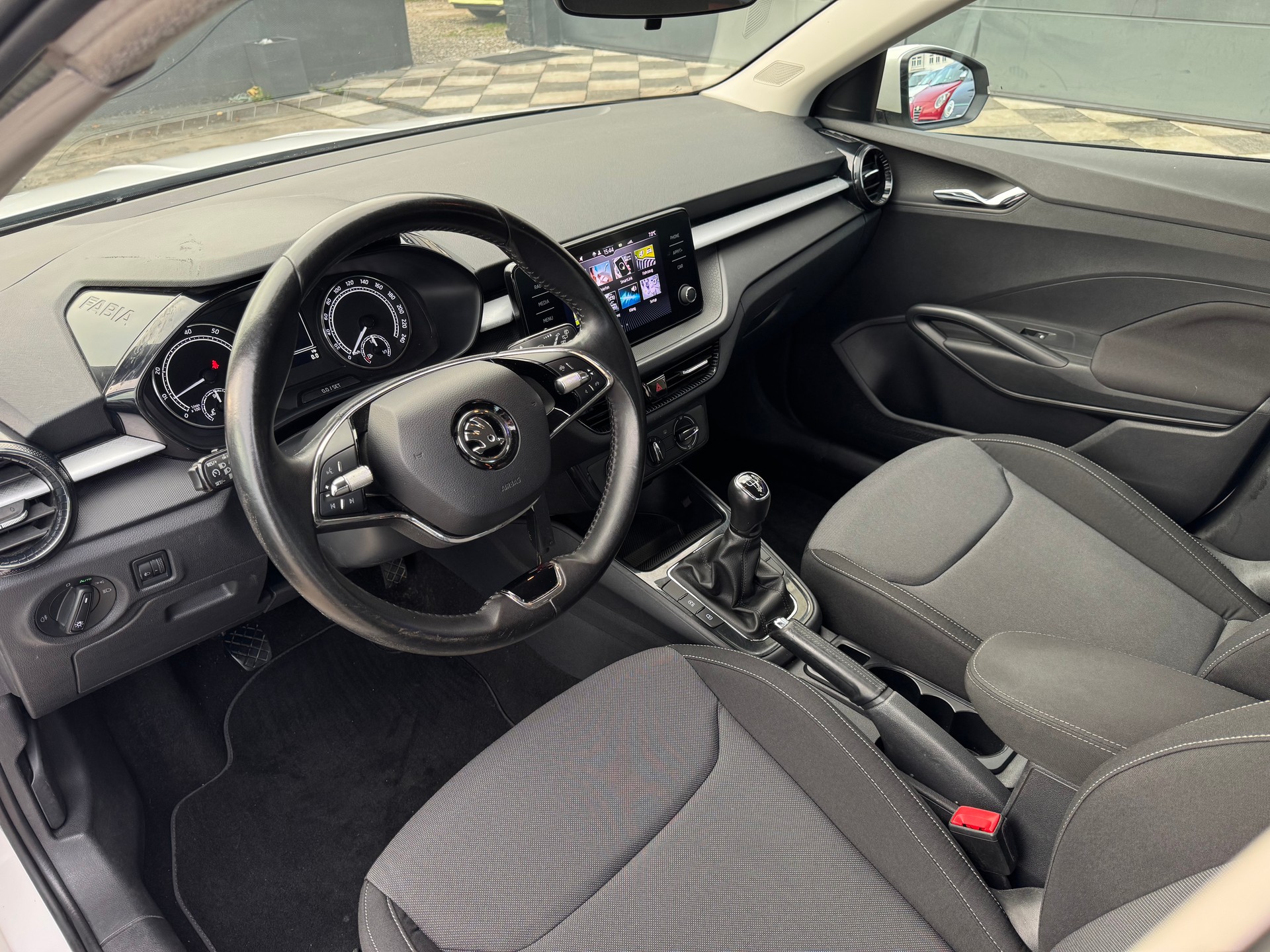 SKODA Fabia 1.0 TSI Style DSG-image-10