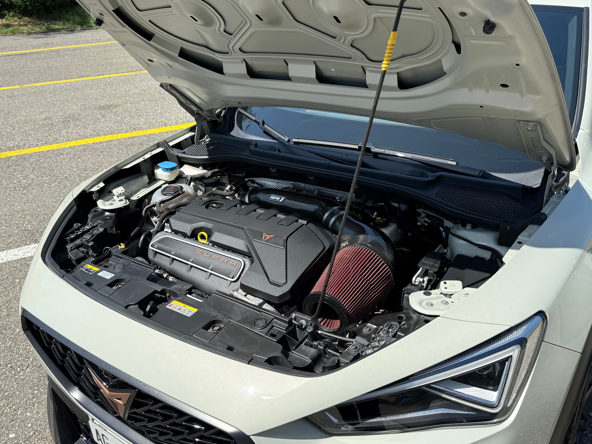 CUPRA 2.5 TSI VZ5 Taiga Grey 4Drive DSG-image-8