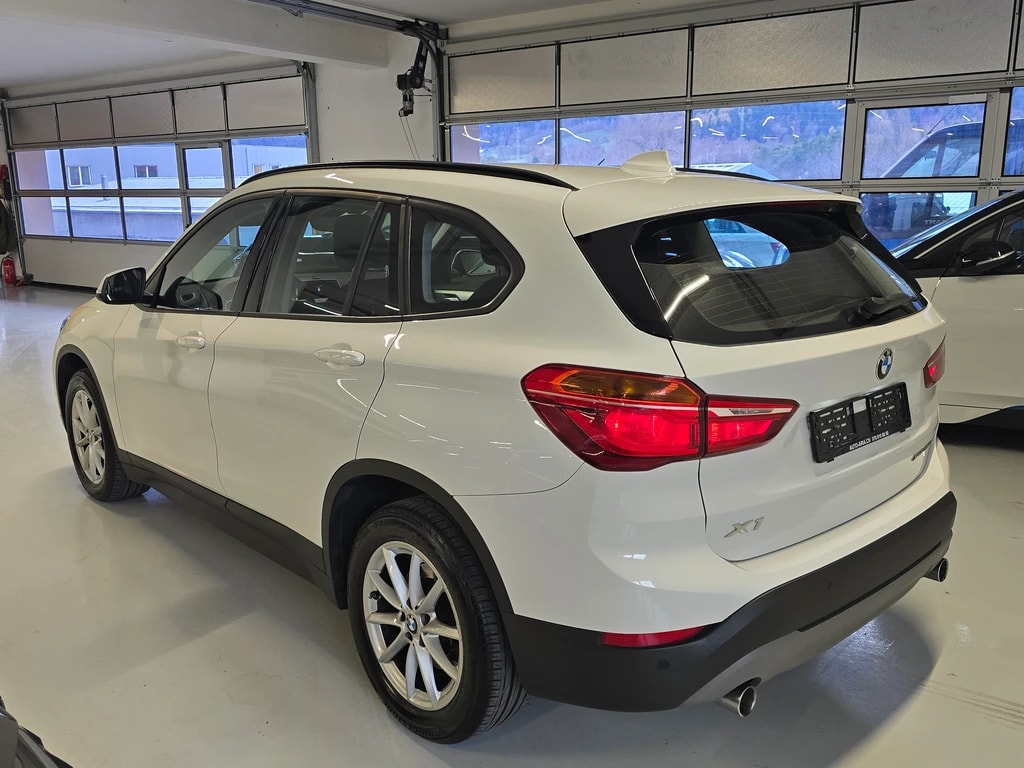 BMW X1 xDrive 20d Steptronic-image-5