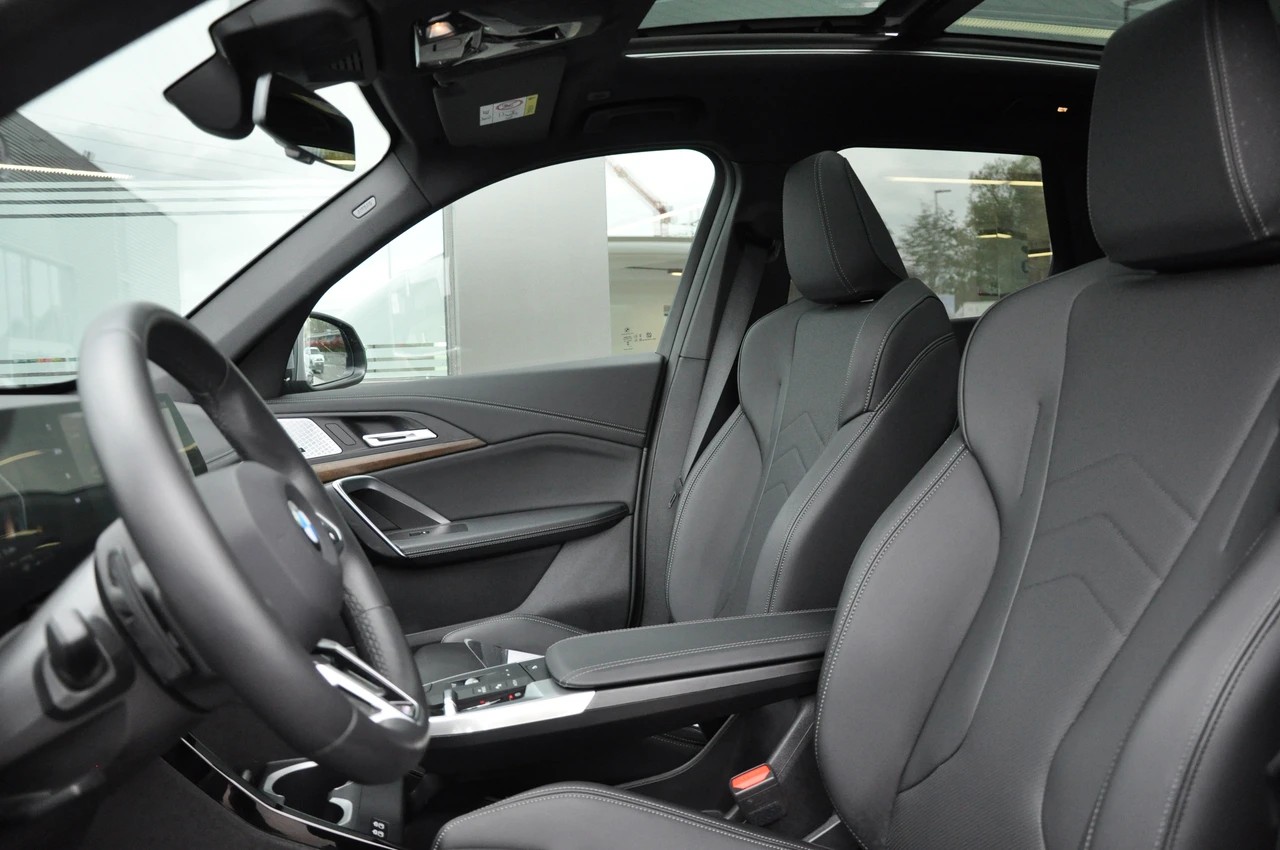 BMW X1 xDrive 23d 48V M Sport Pro-image-15