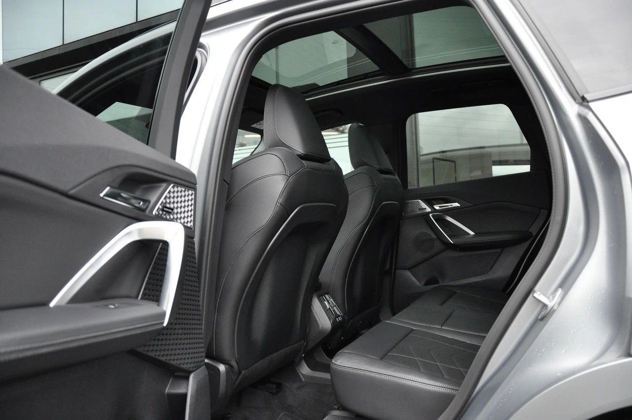 BMW X1 xDrive 23d 48V M Sport Pro-image-16