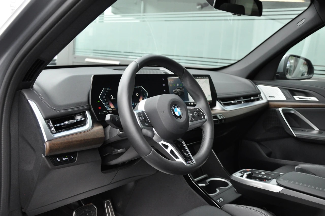 BMW X1 xDrive 23d 48V M Sport Pro-image-13