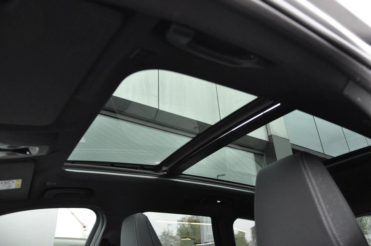 BMW X1 xDrive 23d 48V M Sport Pro-image-17