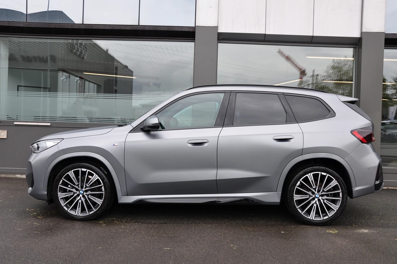 BMW X1 xDrive 23d 48V M Sport Pro-image-4