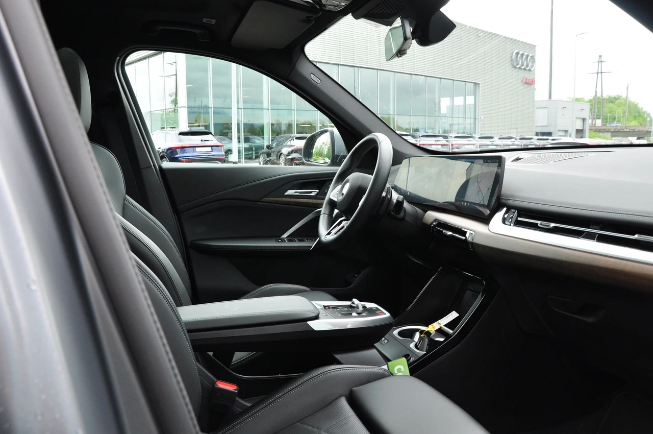 BMW X1 xDrive 23d 48V M Sport Pro-image-18