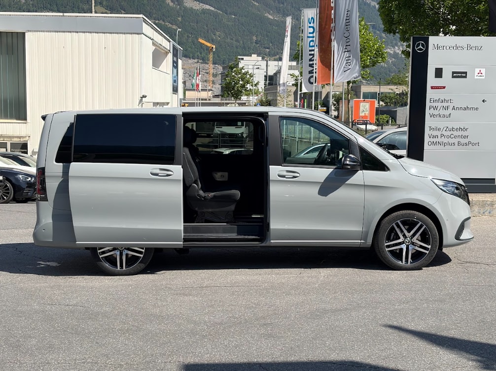 MERCEDES-BENZ V 250 d Style TREND Lang 4Matic-image-16