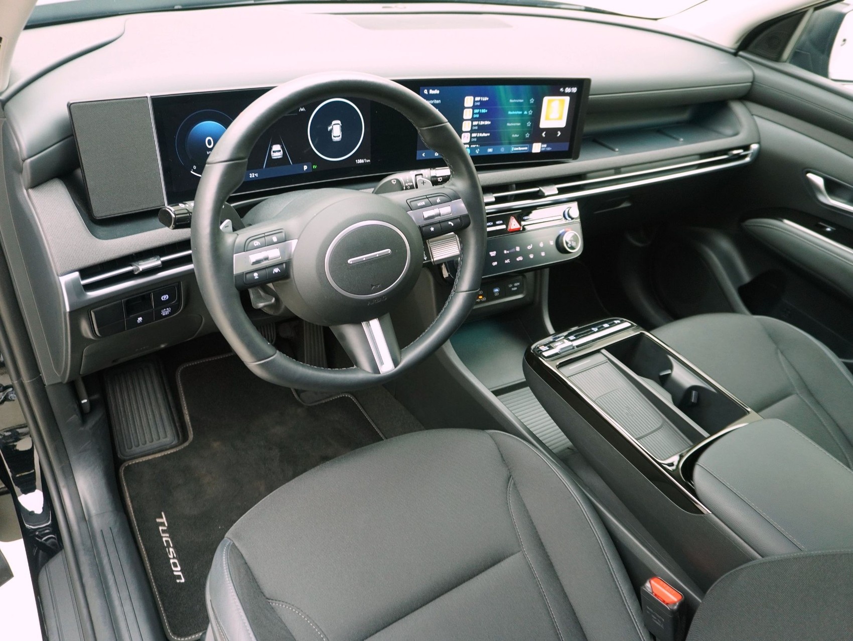 HYUNDAI Tucson 1.6 T-GDi HEV Amplia 4WD-image-9