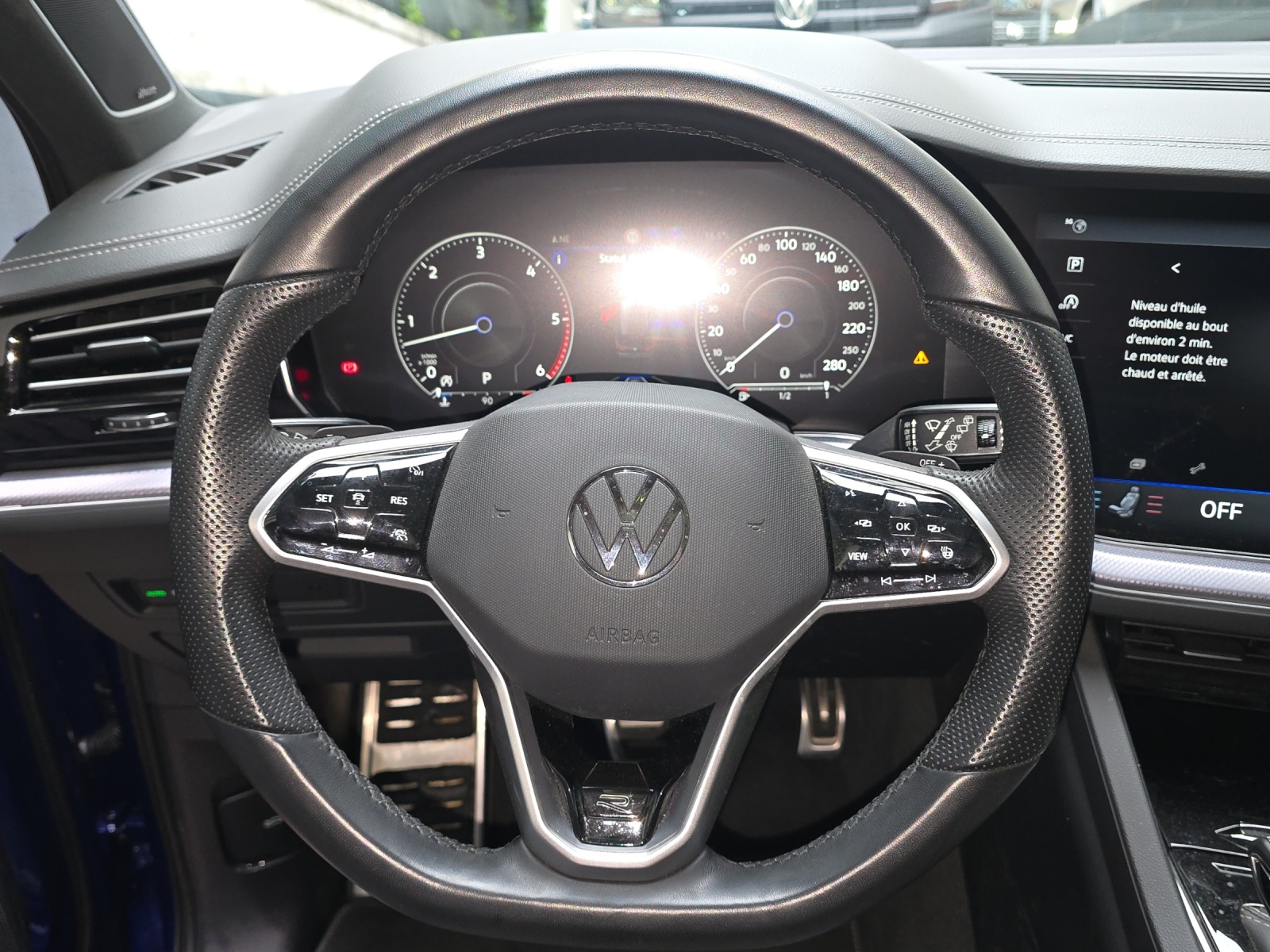 VW Touareg 3.0 TDI R Line Tiptronic-image-6
