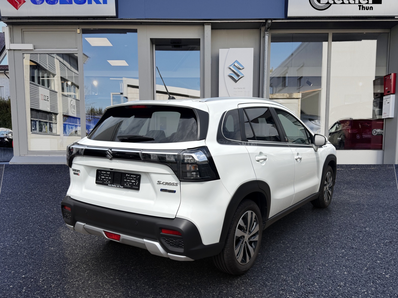SUZUKI S-Cross 1.5 Piz Sulai Top Hybrid-image-5