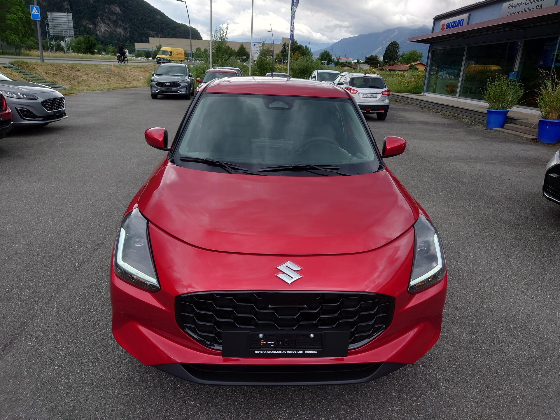 SUZUKI Swift 1.2 Sakura Hybrid 4x4-image-2