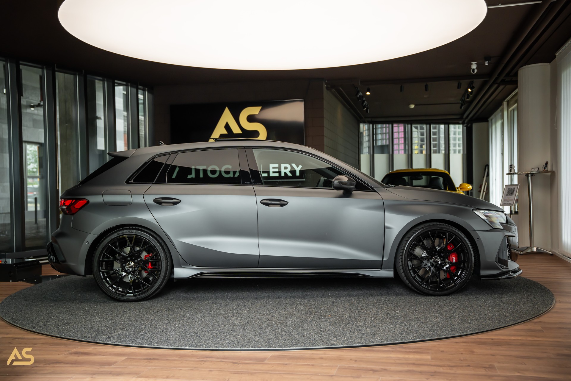 AUDI RS3 Sportback 2.5 TSI Facelift *POLARMATTGRAU* TRAUM | R8-SCHALENSITZE | PANORAMA | CARBON | WERKSGARANTIE 2030 | ASSP+ (CH)-image-11