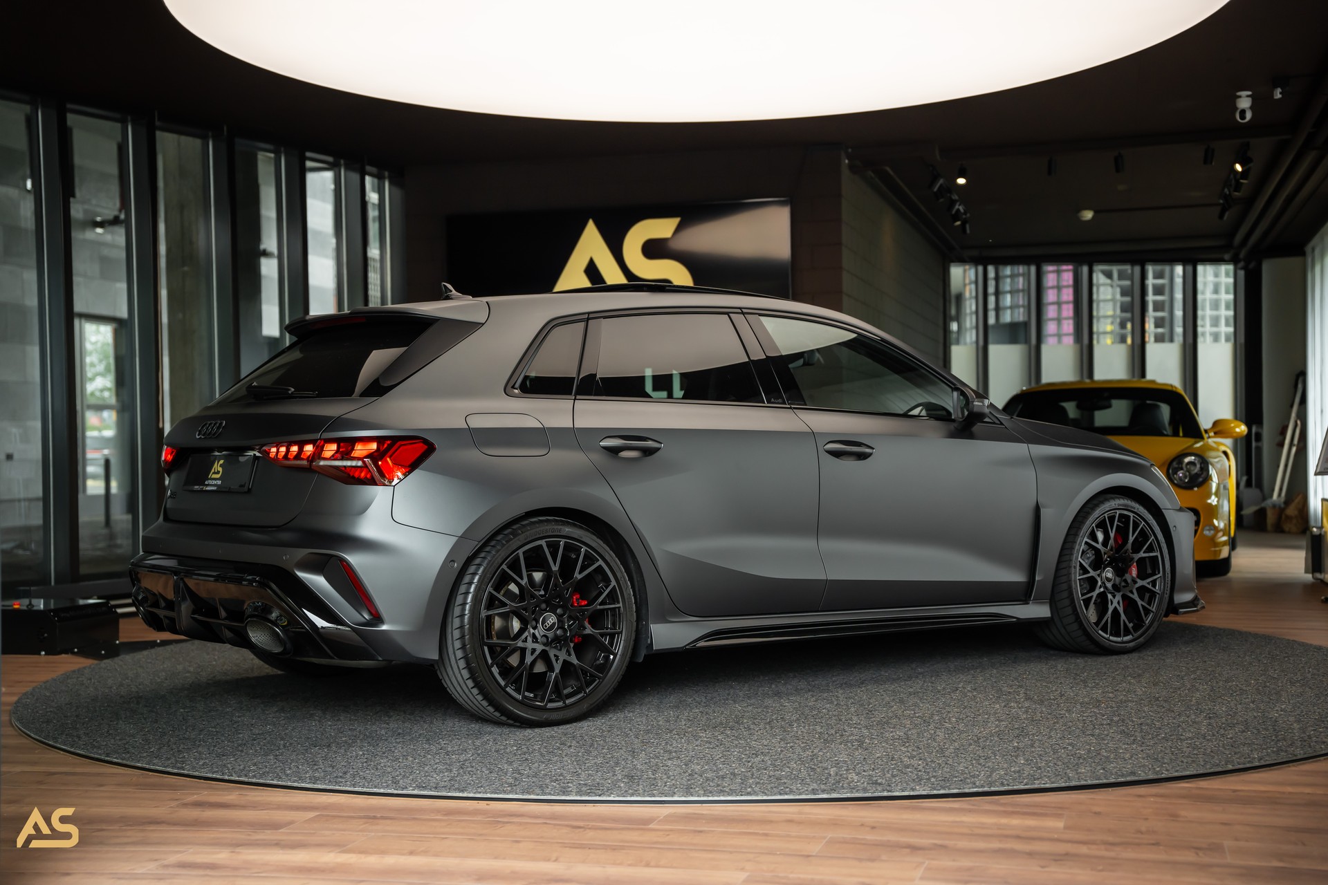 AUDI RS3 Sportback 2.5 TSI Facelift *POLARMATTGRAU* TRAUM | R8-SCHALENSITZE | PANORAMA | CARBON | WERKSGARANTIE 2030 | ASSP+ (CH)-image-10