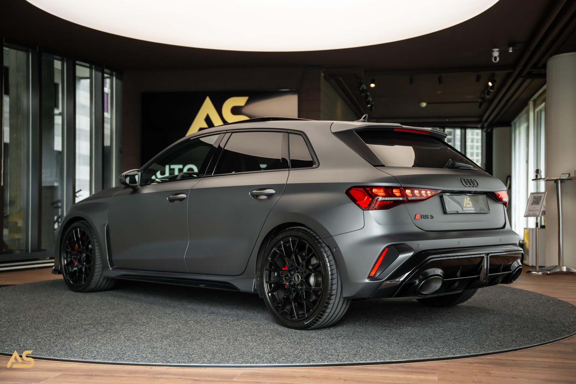 AUDI RS3 Sportback 2.5 TSI Facelift *POLARMATTGRAU* TRAUM | R8-SCHALENSITZE | PANORAMA | CARBON | WERKSGARANTIE 2030 | ASSP+ (CH)-image-8