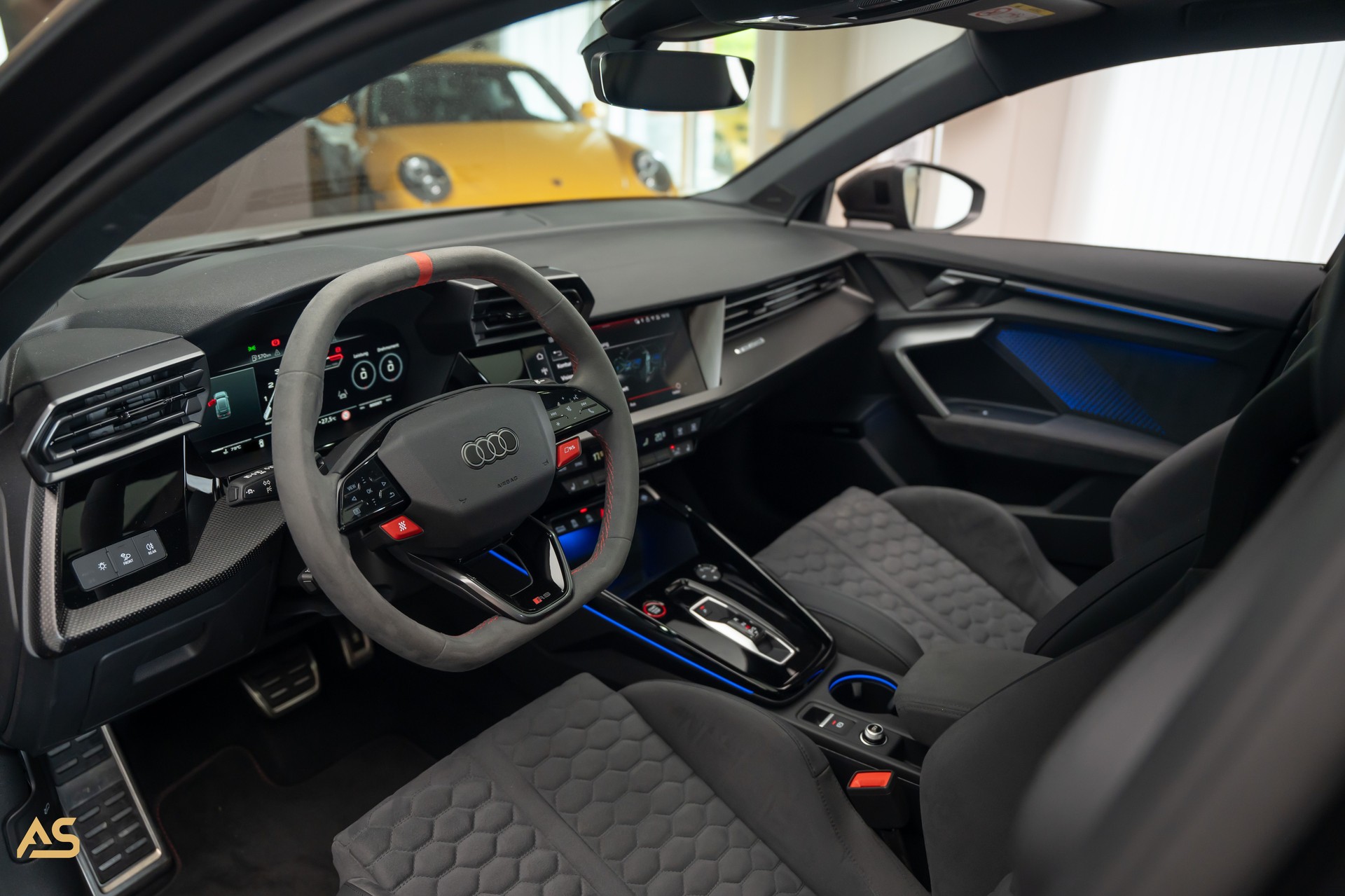 AUDI RS3 Sportback 2.5 TSI Facelift *POLARMATTGRAU* TRAUM | R8-SCHALENSITZE | PANORAMA | CARBON | WERKSGARANTIE 2030 | ASSP+ (CH)-image-15
