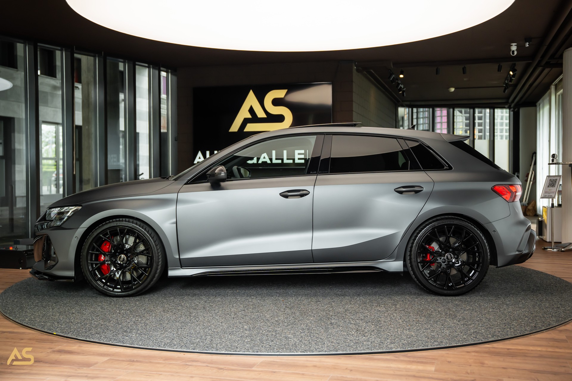 AUDI RS3 Sportback 2.5 TSI Facelift *POLARMATTGRAU* TRAUM | R8-SCHALENSITZE | PANORAMA | CARBON | WERKSGARANTIE 2030 | ASSP+ (CH)-image-5