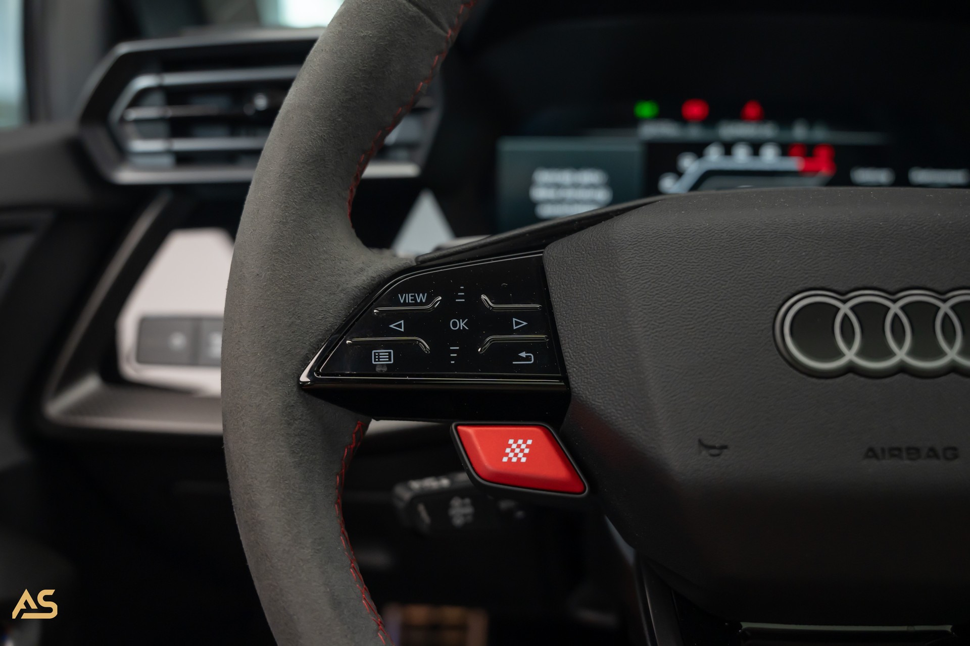 AUDI RS3 Sportback 2.5 TSI Facelift *POLARMATTGRAU* TRAUM | R8-SCHALENSITZE | PANORAMA | CARBON | WERKSGARANTIE 2030 | ASSP+ (CH)-image-24