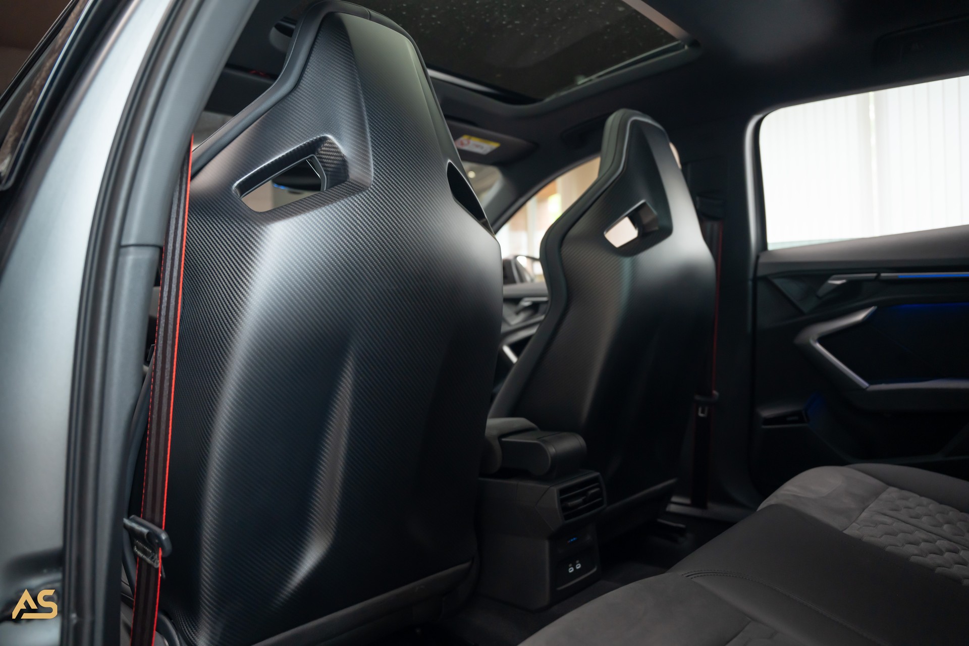 AUDI RS3 Sportback 2.5 TSI Facelift *POLARMATTGRAU* TRAUM | R8-SCHALENSITZE | PANORAMA | CARBON | WERKSGARANTIE 2030 | ASSP+ (CH)-image-18