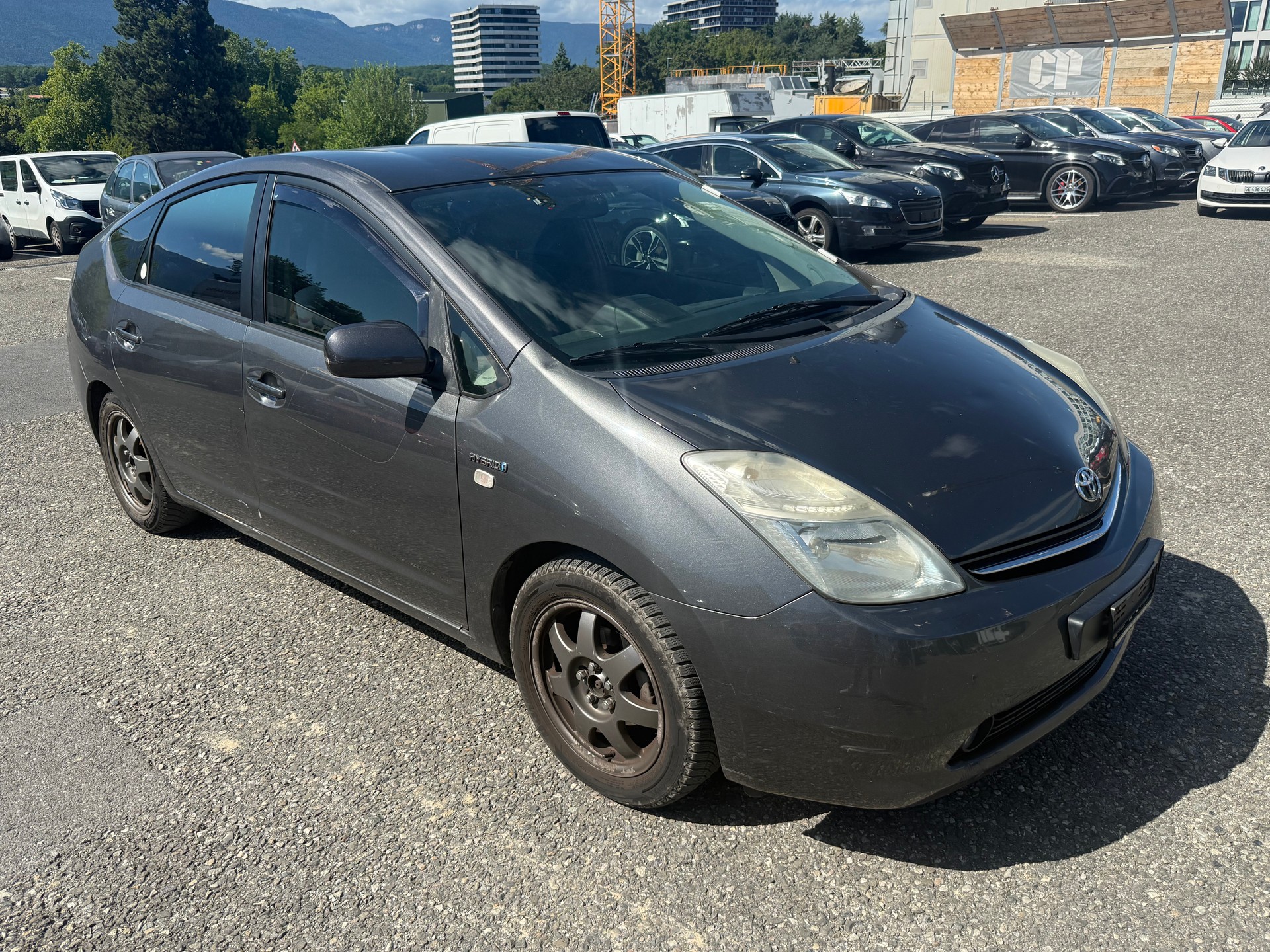 TOYOTA Prius 1.5 16V Hybrid-image-0