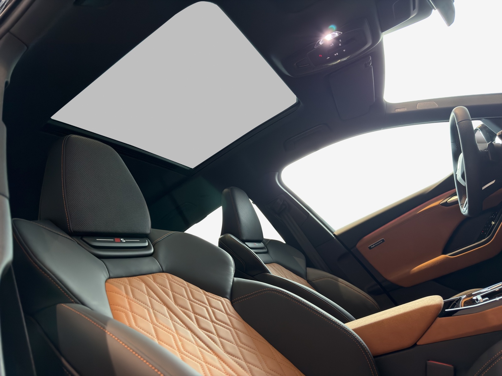 AUDI SQ6 e-tron quattro-image-14