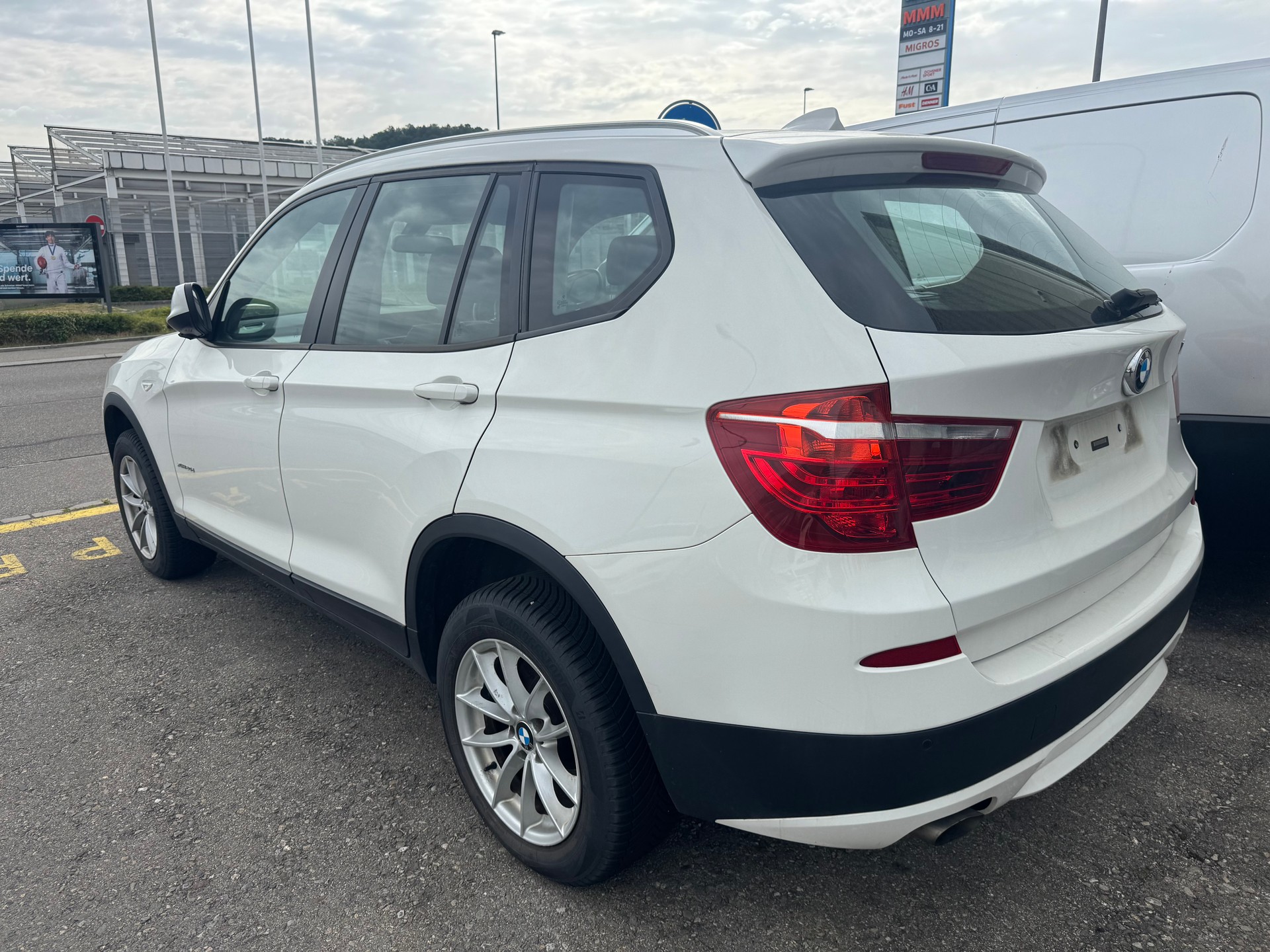 BMW BMW XDreiv 2.0 d-image-3