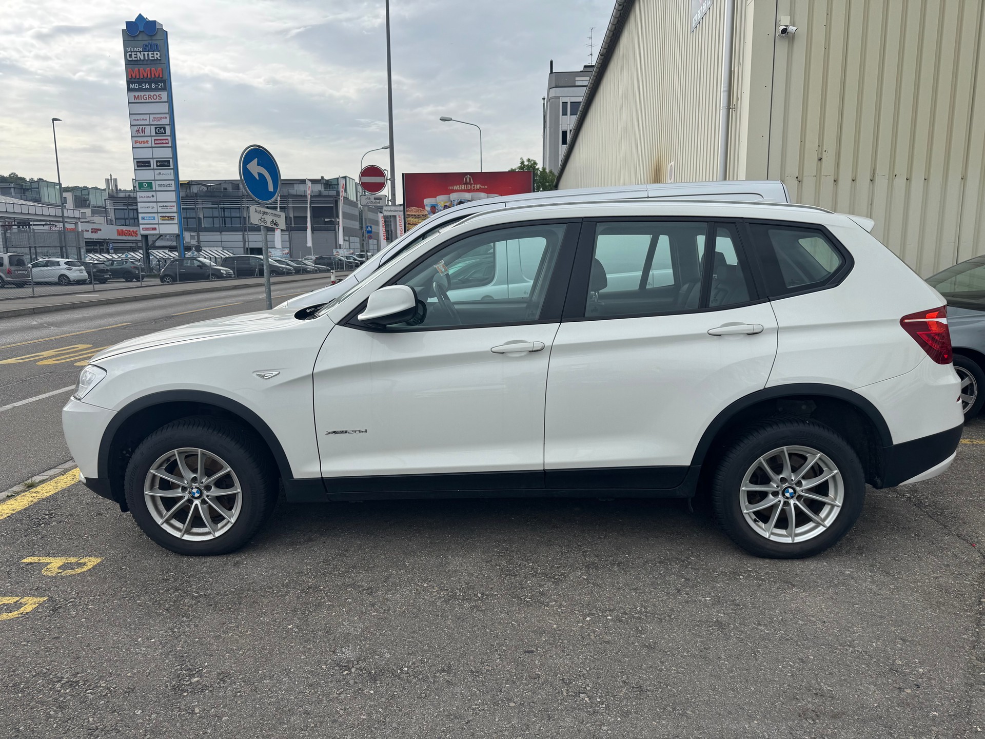 BMW BMW XDreiv 2.0 d-image-4