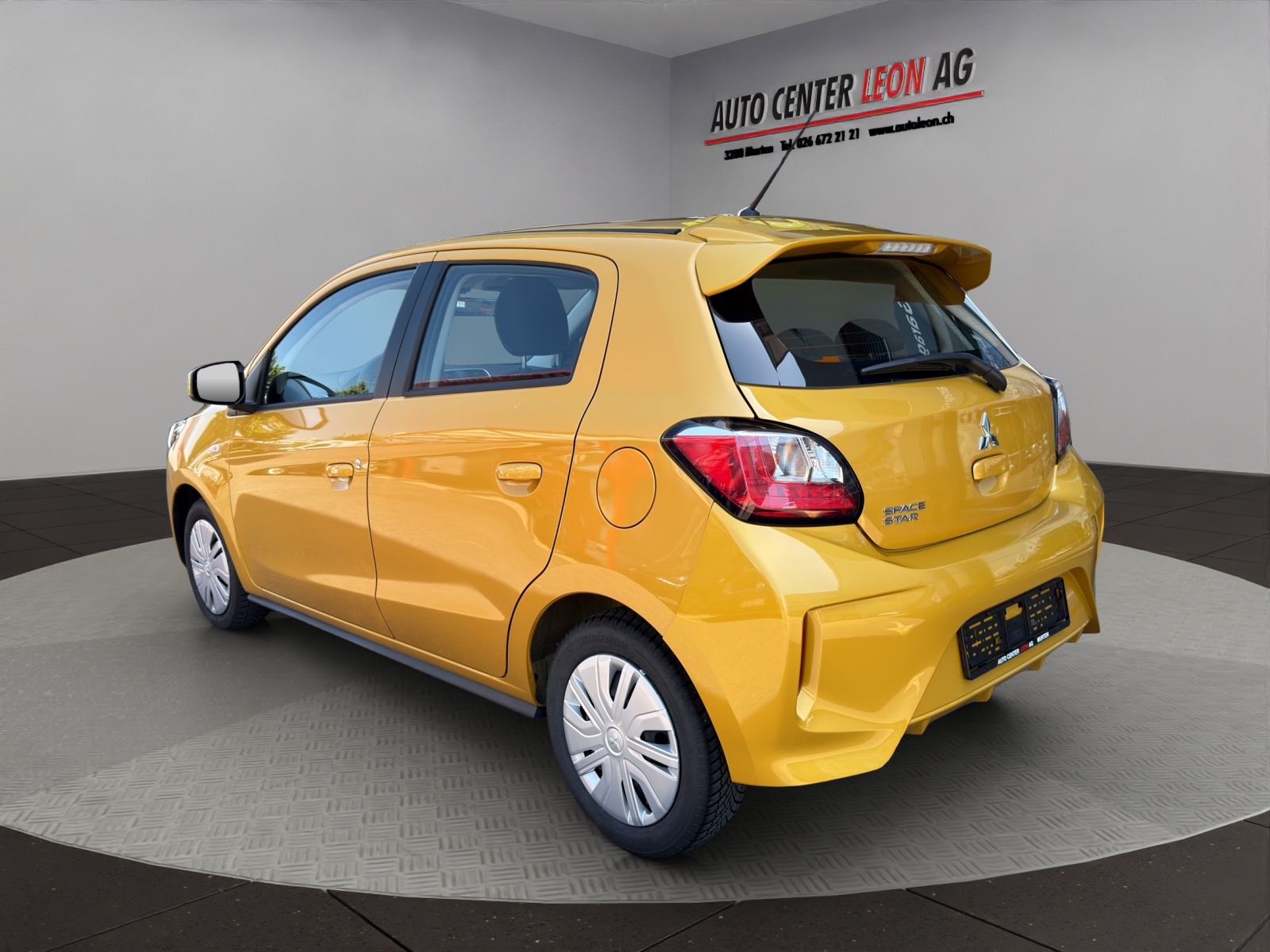 MITSUBISHI Space Star 1.2 CVT Invite-image-3