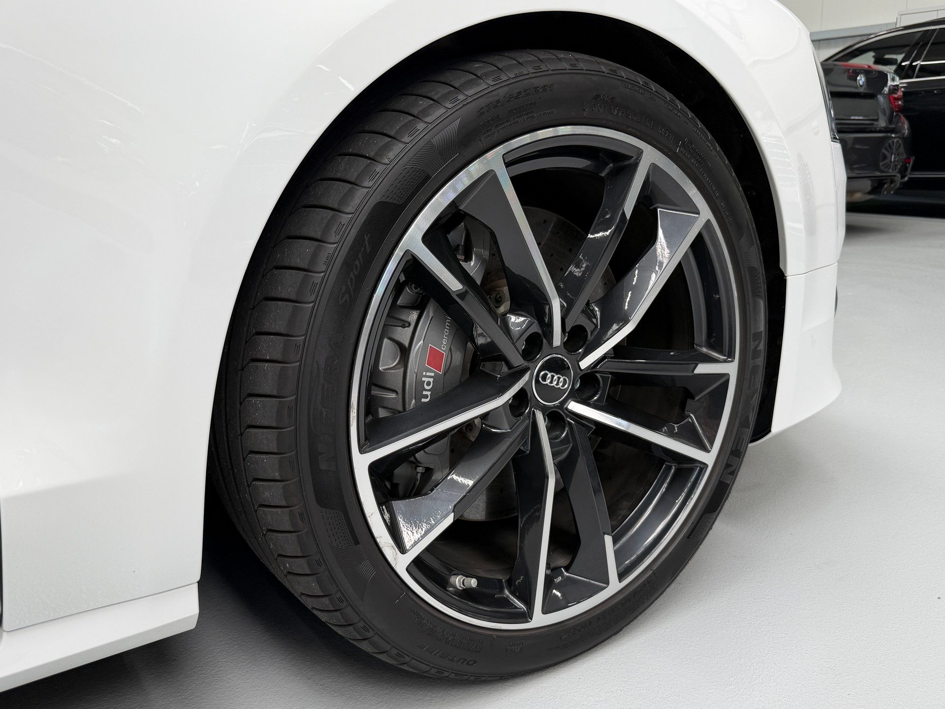 AUDI S8 4.0 TFSI V8 plus quattro tiptronic-image-9