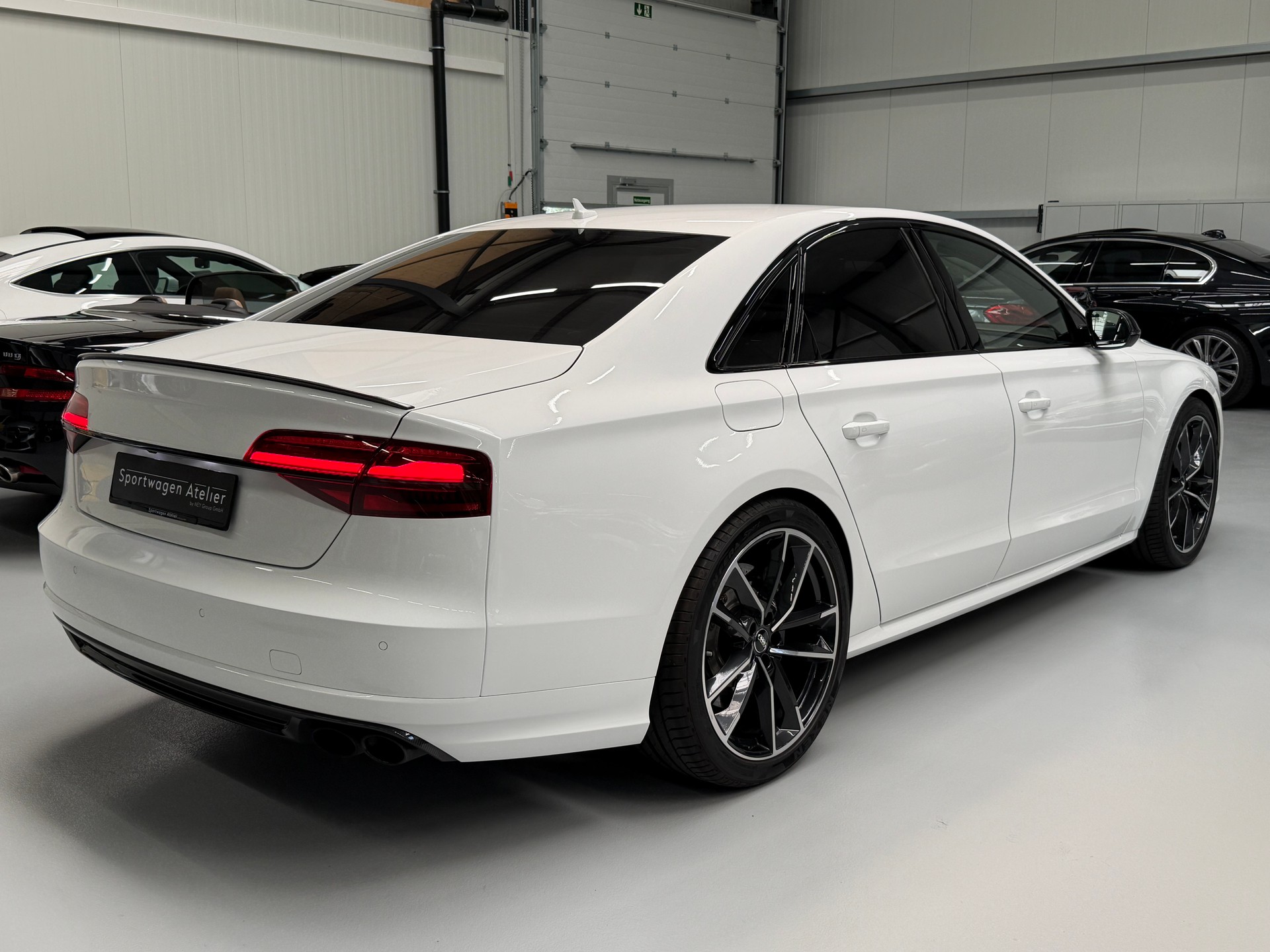 AUDI S8 4.0 TFSI V8 plus quattro tiptronic-image-7