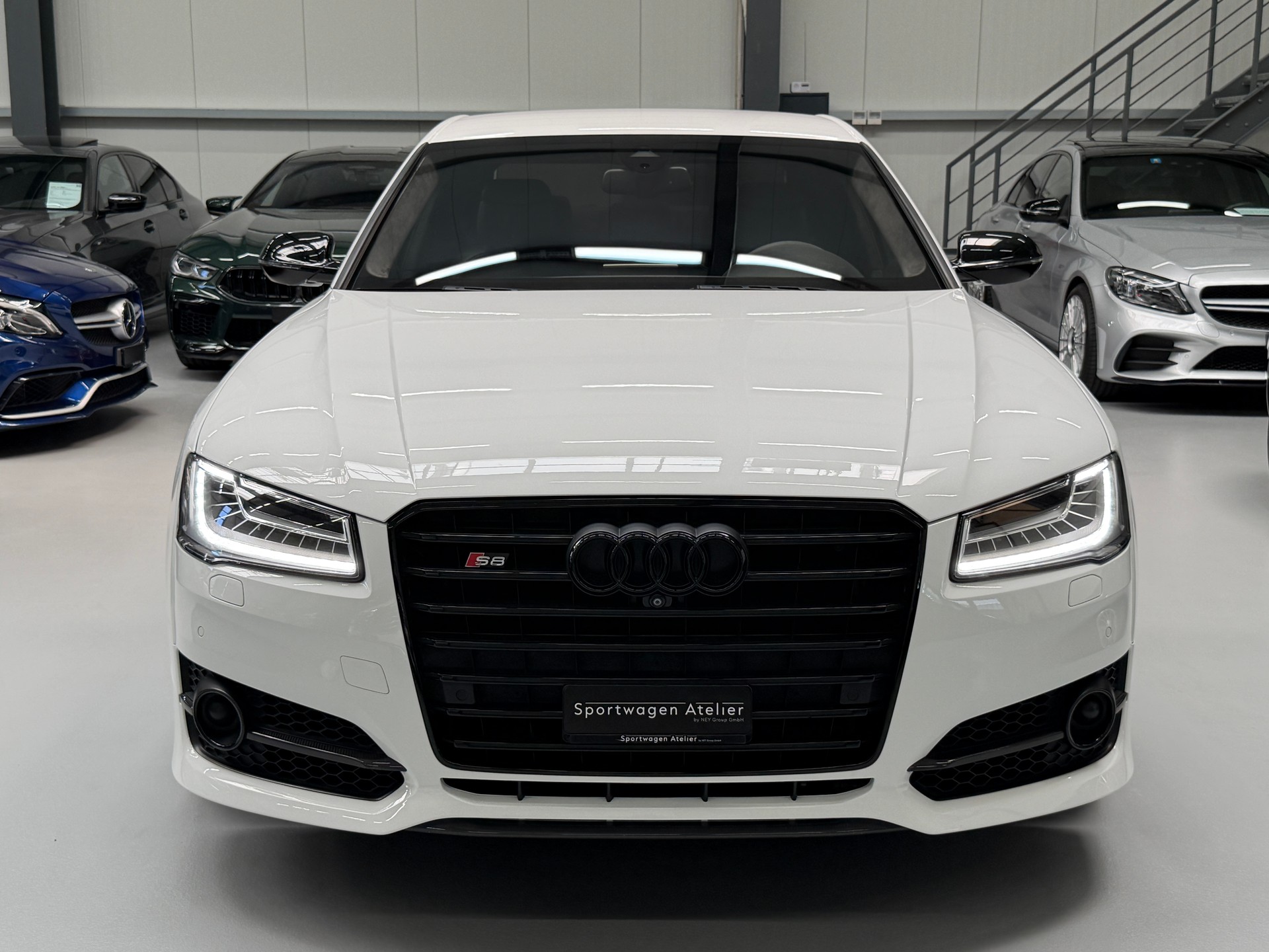 AUDI S8 4.0 TFSI V8 plus quattro tiptronic-image-12