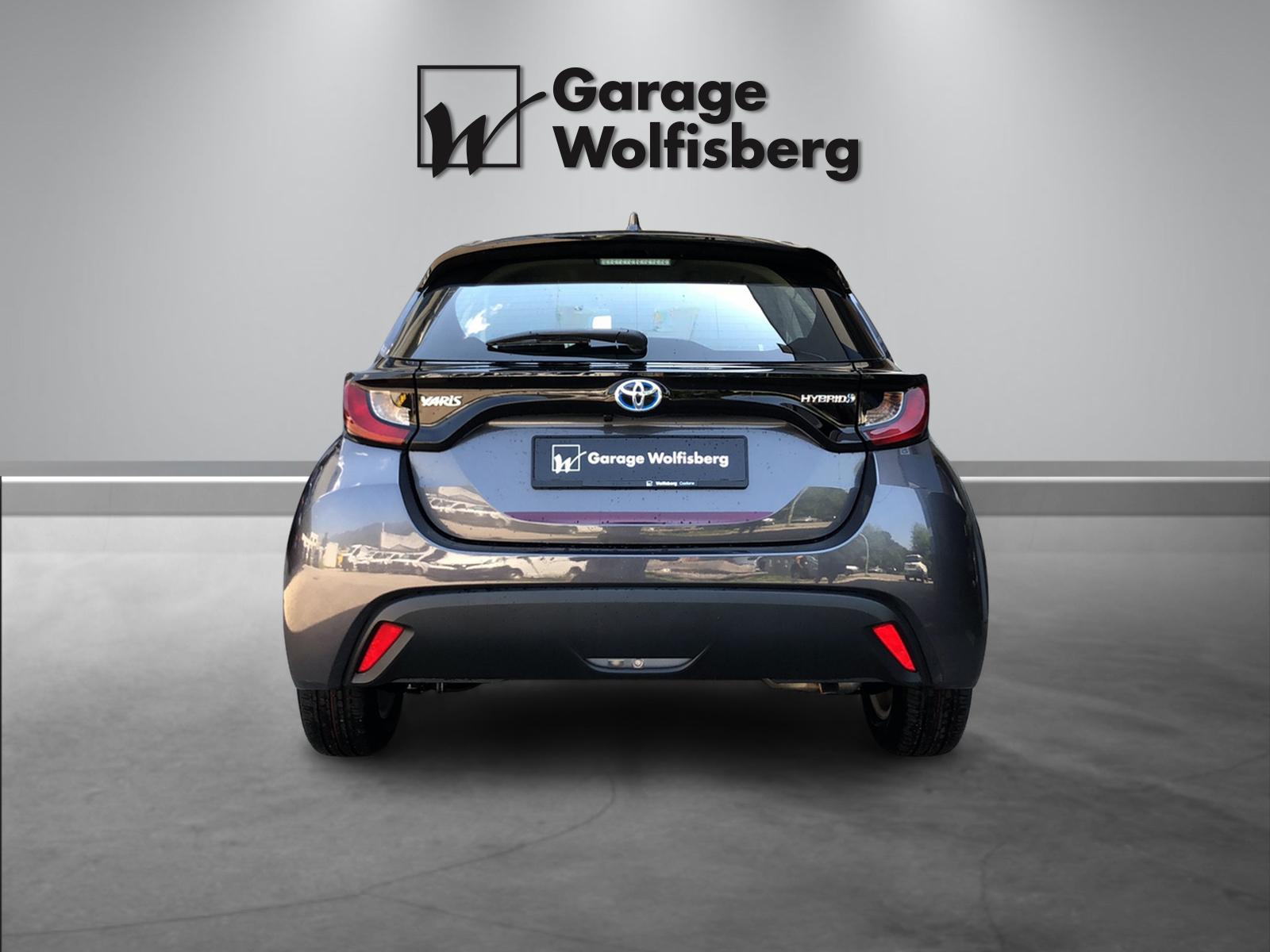 TOYOTA Yaris 1.5 VVT-i HSD Trend-image-4