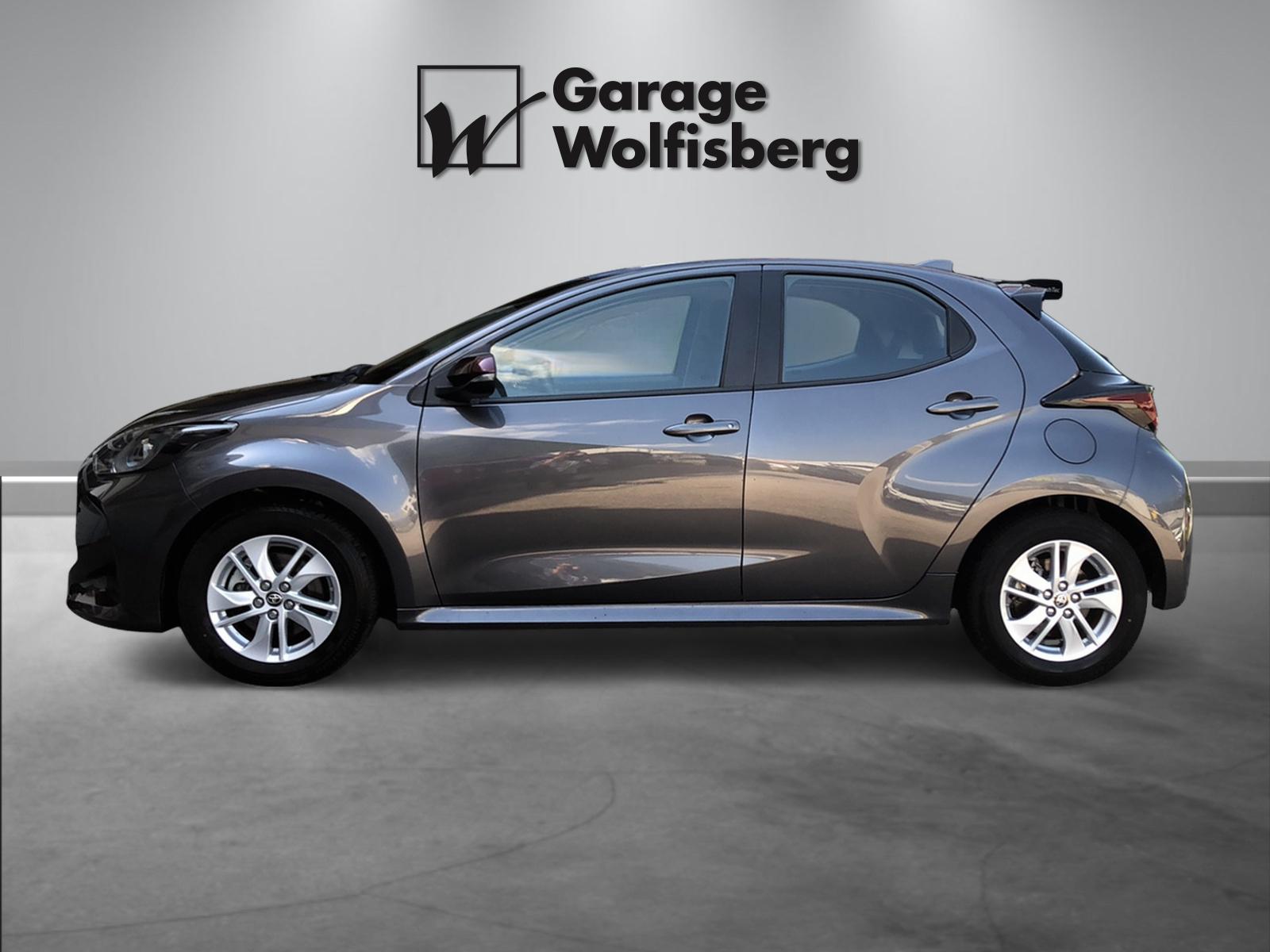 TOYOTA Yaris 1.5 VVT-i HSD Trend-image-2