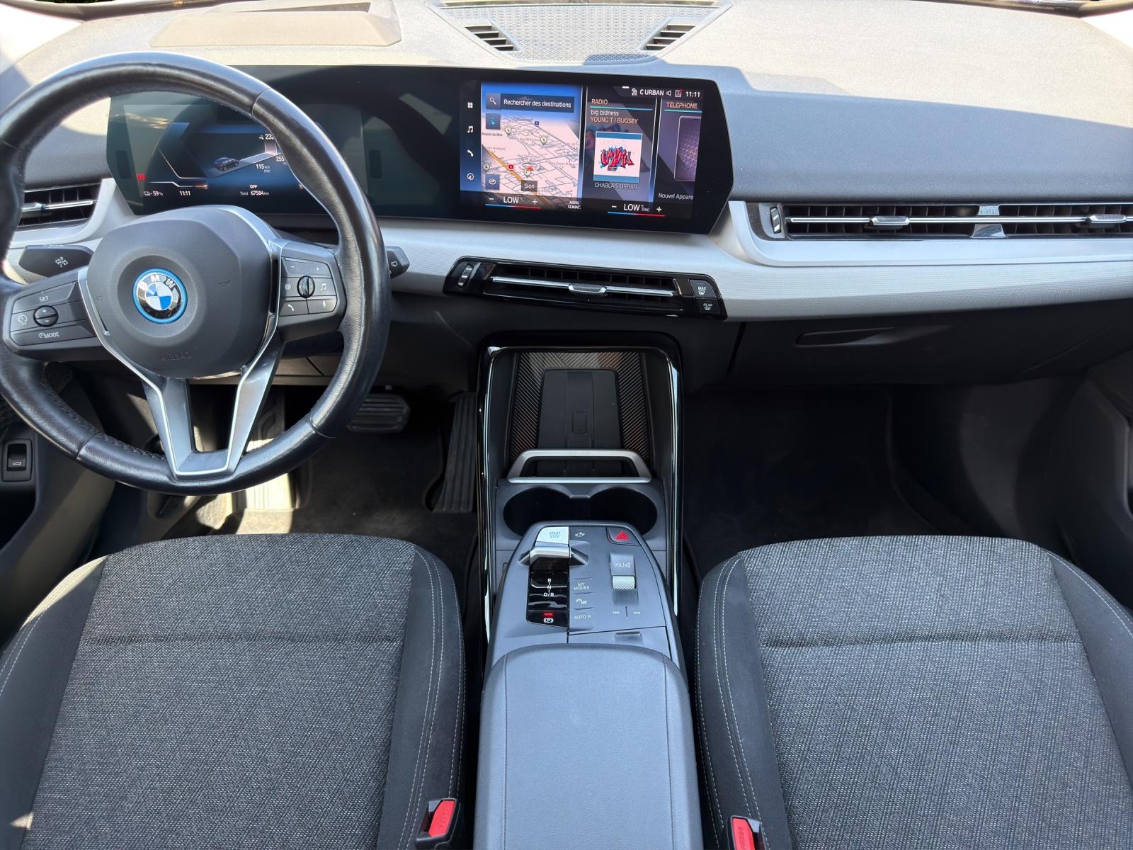 BMW iX1 xDrive 30 (CH) 🔋-image-11