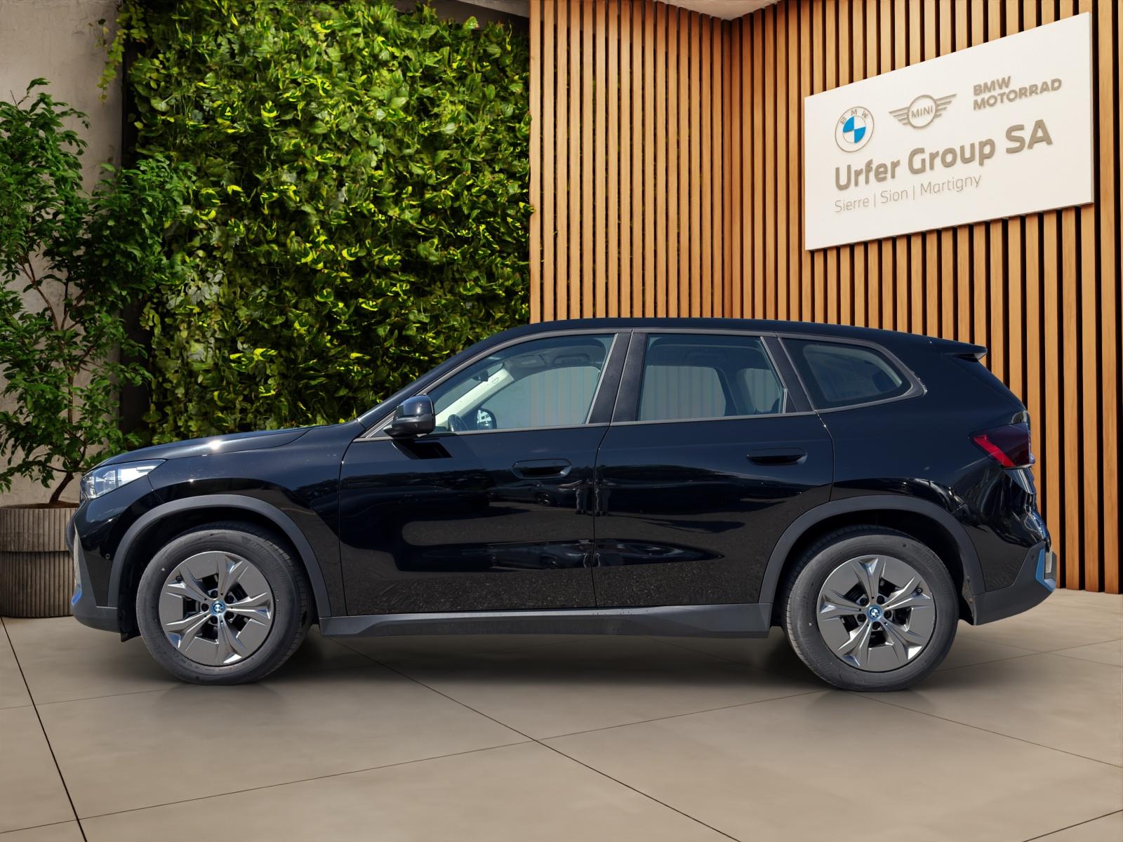 BMW iX1 xDrive 30 (CH) 🔋-image-2