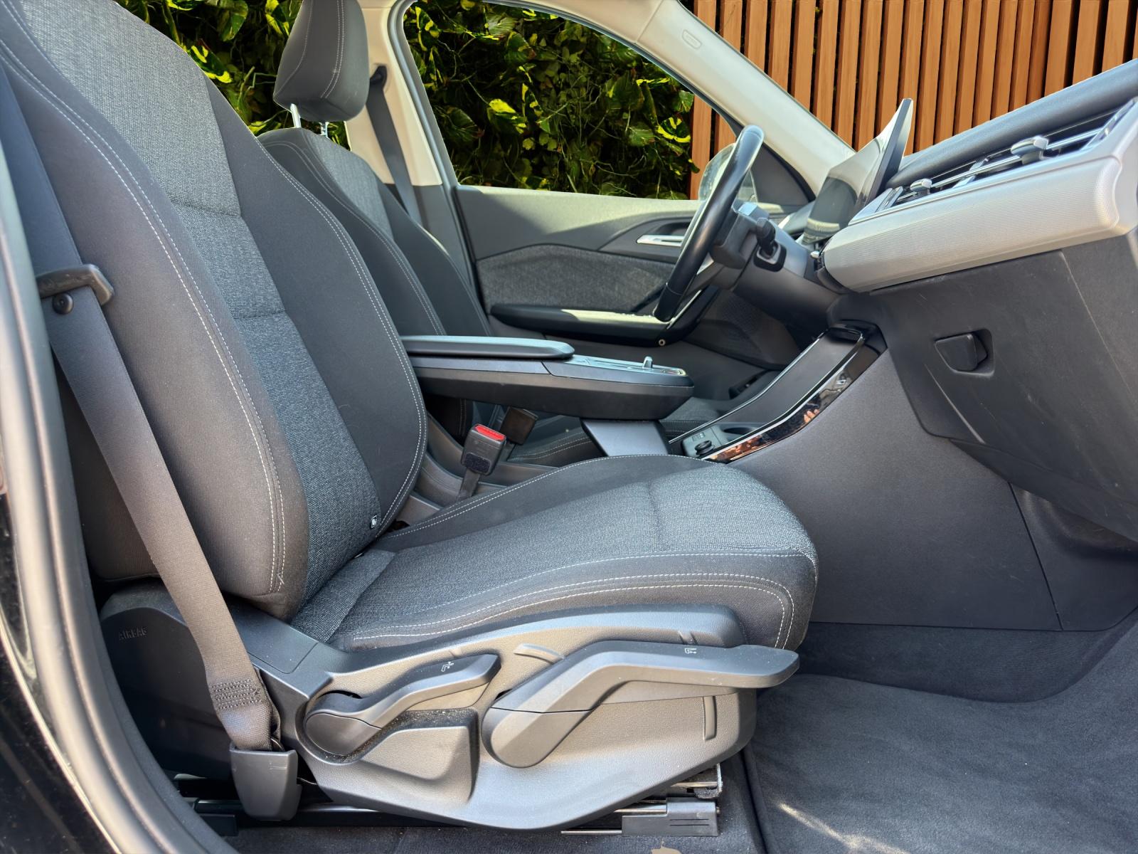 BMW iX1 xDrive 30 (CH) 🔋-image-10