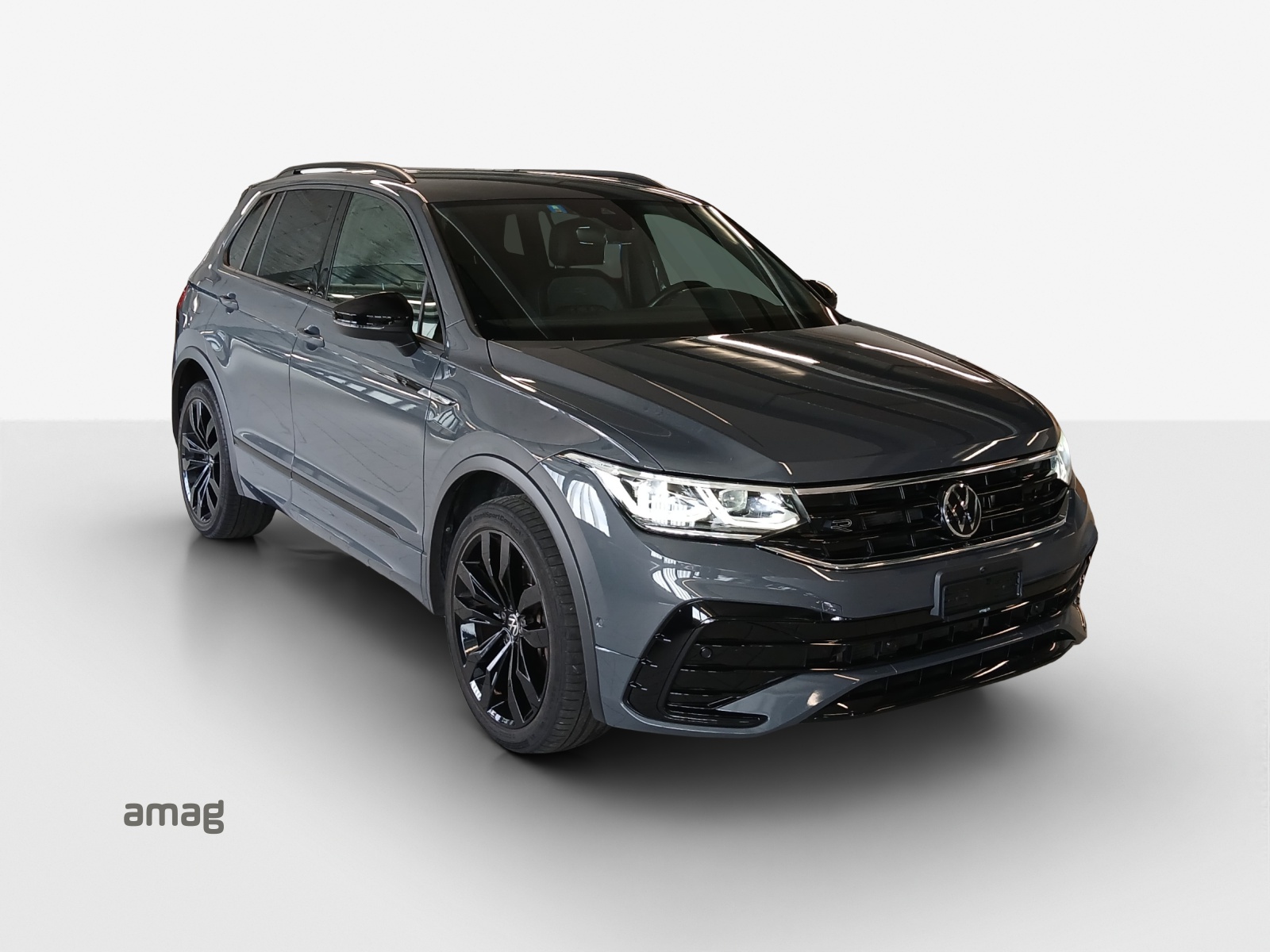 VW Tiguan 2.0 TDI SCR R-Line 4Motion DSG-image-5