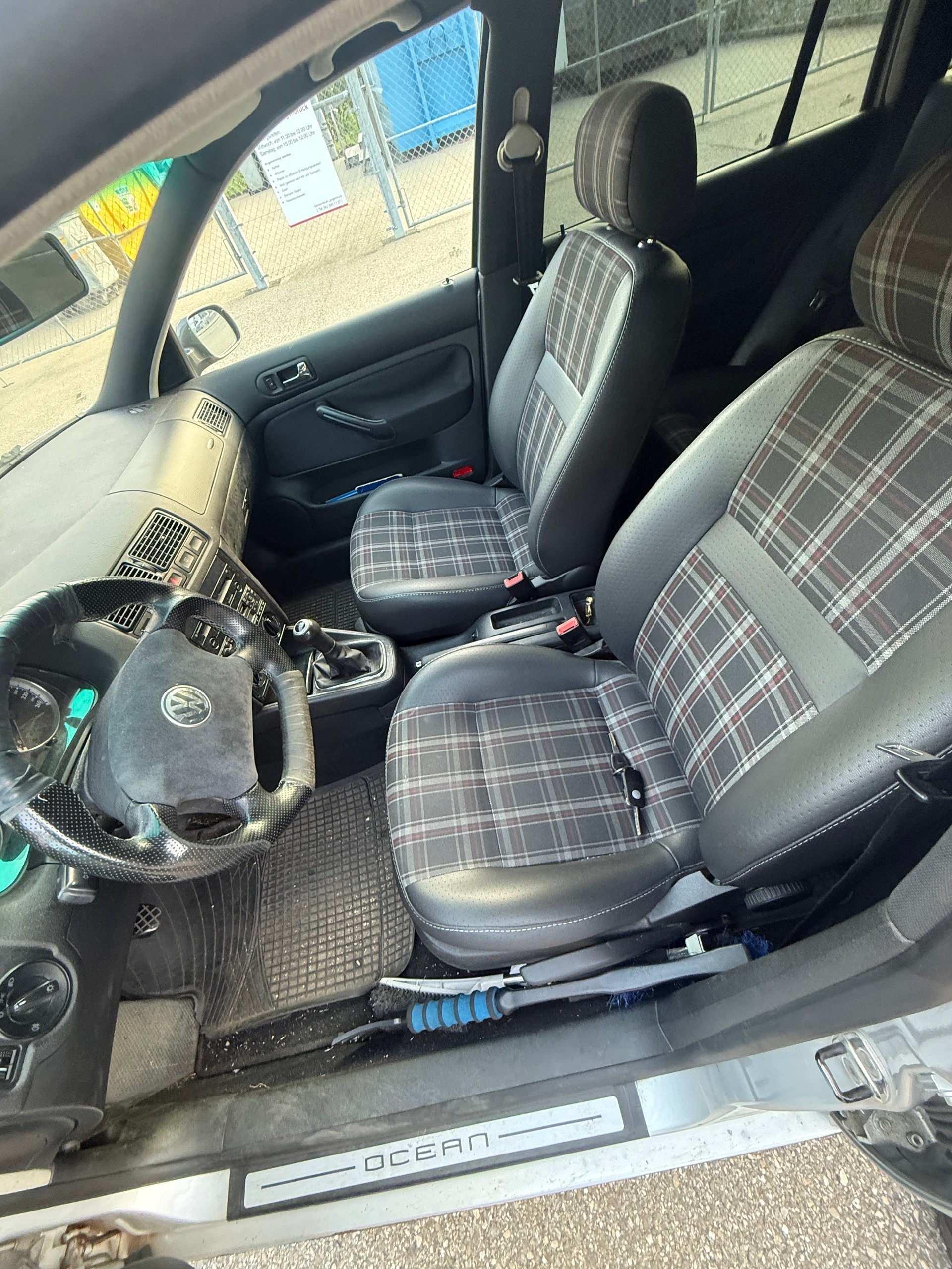 VW Golf Variant 1.9 TDI PD Ocean 4Motion-image-10